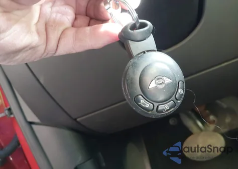 2014 Mini Countryman Cooper из США, поврежденный, VIN WMWZB3C52EWR37024